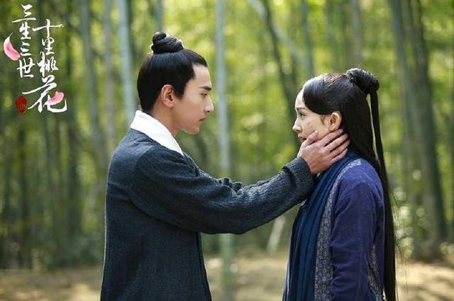 三生三世十里桃花离镜喜欢的女人,三生三世十里桃花离镜婢女泡温泉