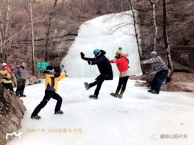 适合小学生寒假去的冬令营,冬天儿童冰雪游学