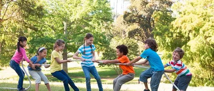 老师把同桌安排一个差生怎么办,我家孩子被老师开除了怎么办