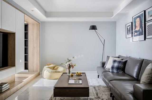 电视墙加长悬空一半,背景墙延长到阳台效果图