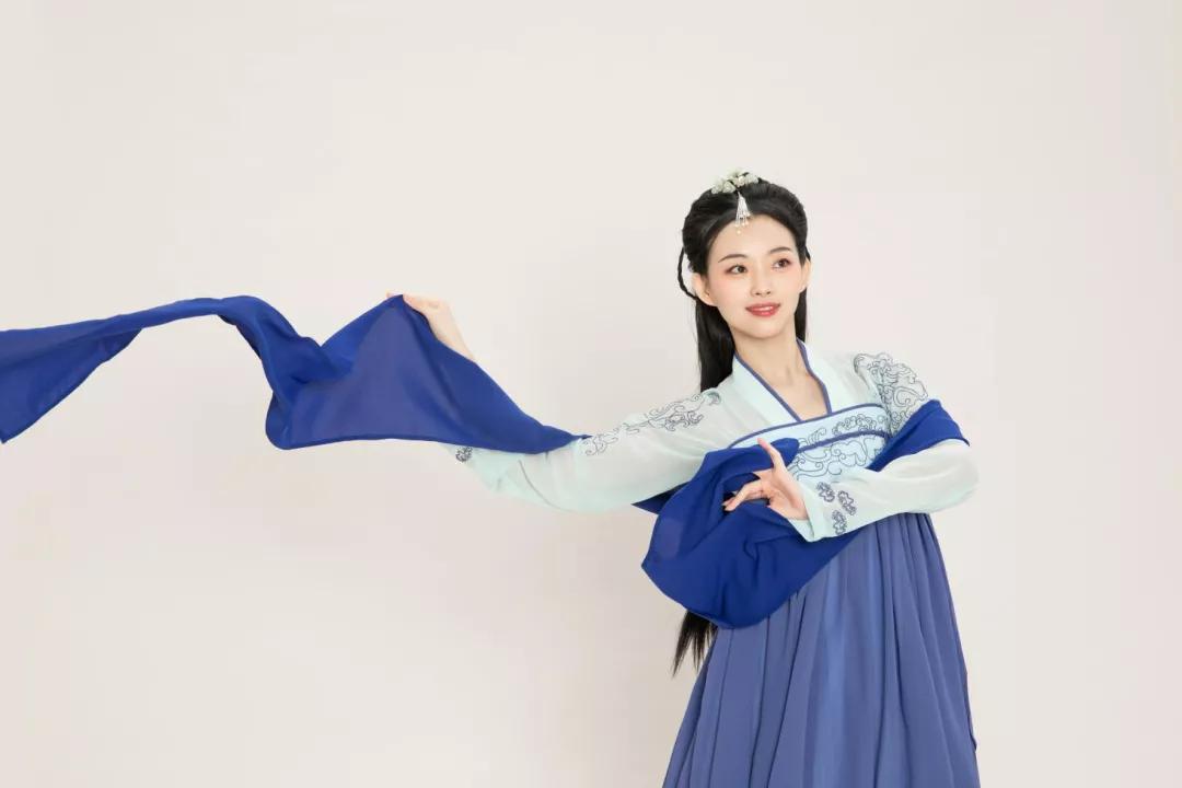 z世代的消费潜力,z世代引领消费市场新潮流