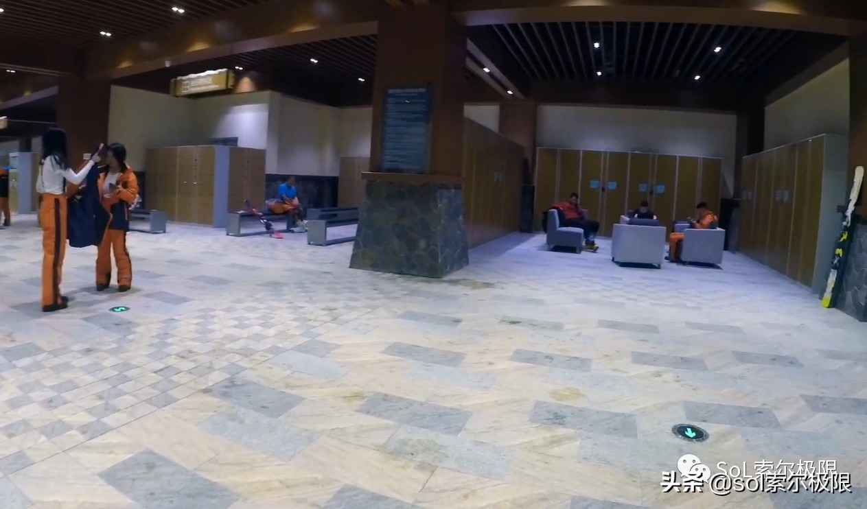 融创雪世界广州能滑多久,融创雪世界广州攻略视频