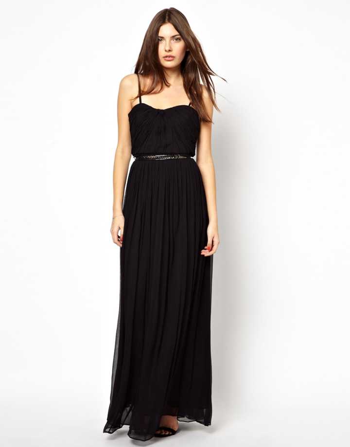 女生怎样穿衣服算保守,女生怎么穿衣服才好看