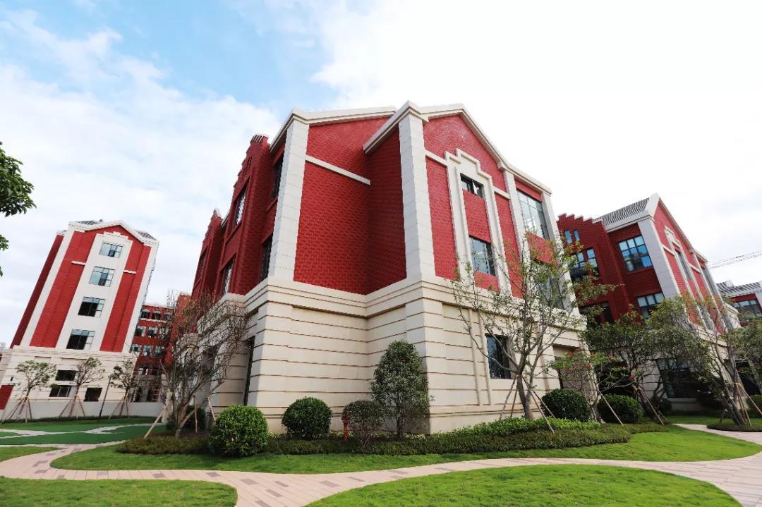 龙岗房价为什么那么低,为什么龙岗房价那么低