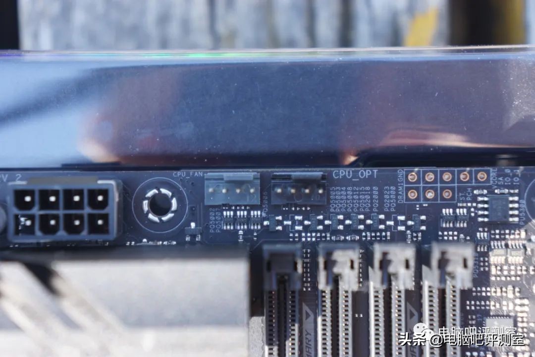 华硕rogmaximusxiii双卡,华硕rogmaximus主板对比