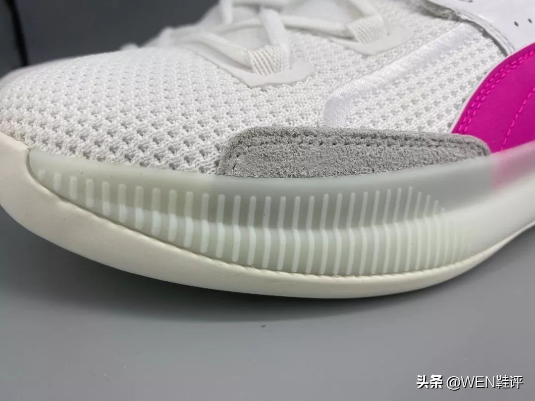 库兹马最好看的篮球鞋图片,三球篮球鞋和库兹马篮球鞋