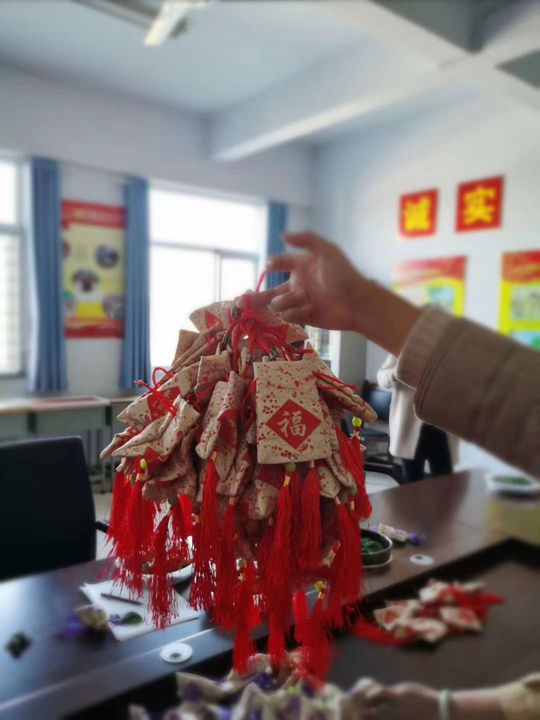 逸夫小学劳动教育实践活动,小学劳动教育教研活动记录