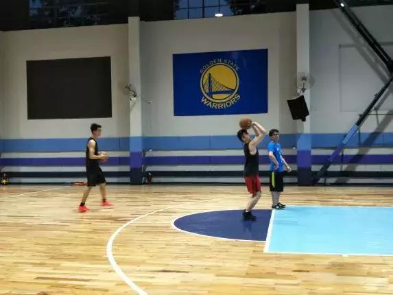 微信运动40步,微信运动10000步的人