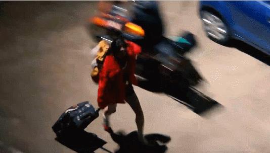 向佐唱歌名场面,向佐人生低谷完整视频