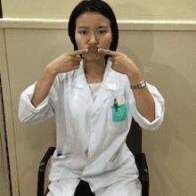 面瘫康复训练方法，八个小步骤