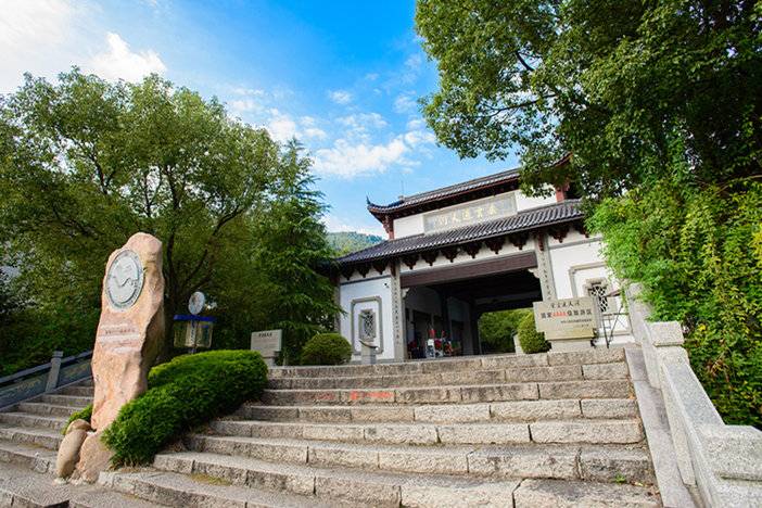 杭州-桐庐海博大酒店仅售不到500元超值海鲜自助餐套餐