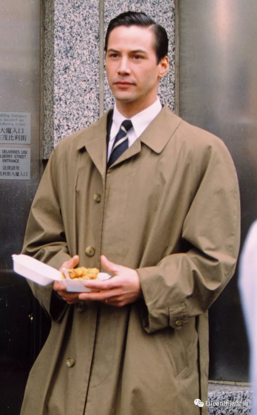 丧女失爱，辟谣无用，绝世美强惨基努·里维斯，放飞多年再遇真爱