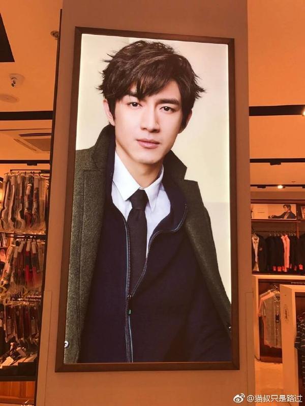 国际大牌玩中国风丑出新高度！十二生肖被玩坏，奶奶看了都嫌土