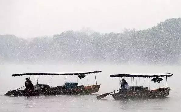 雾凇之美宛若仙境,连云港花果山雾凇美得像仙境