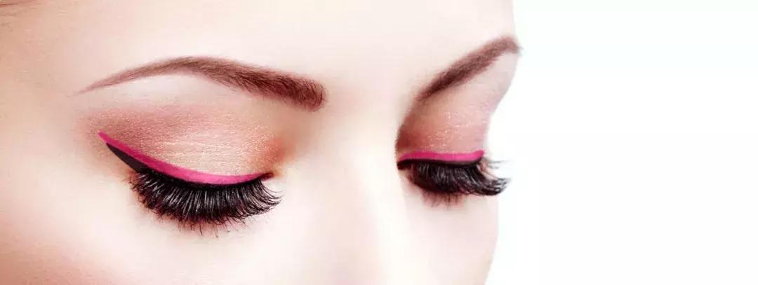 要不要贴下睫毛,嫁接睫毛的原来的睫毛受损严重