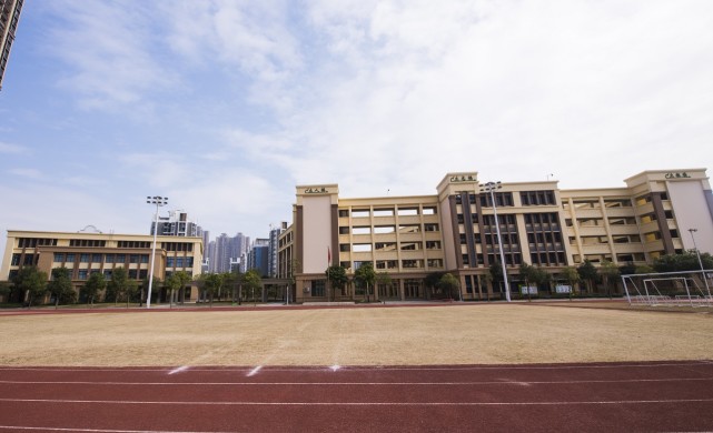 广州天成小学怎么样,广州市天成小学