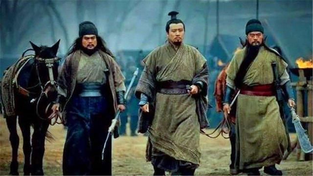 为啥古代的英雄猛士都是“啤酒肚”,而没有那八块腹肌呢?