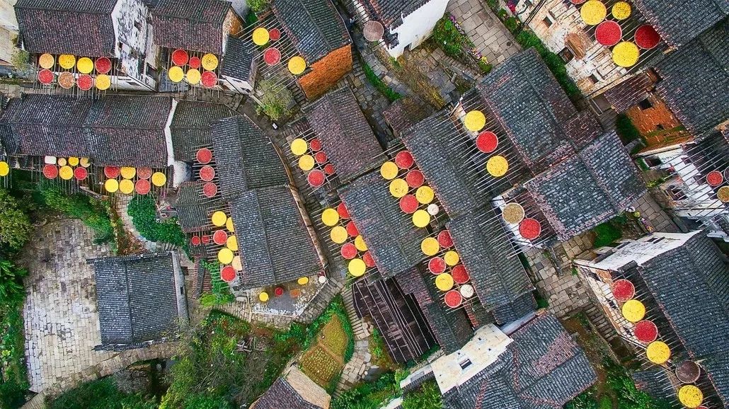 婺源篁岭赏秋,晒秋江西婺源篁岭