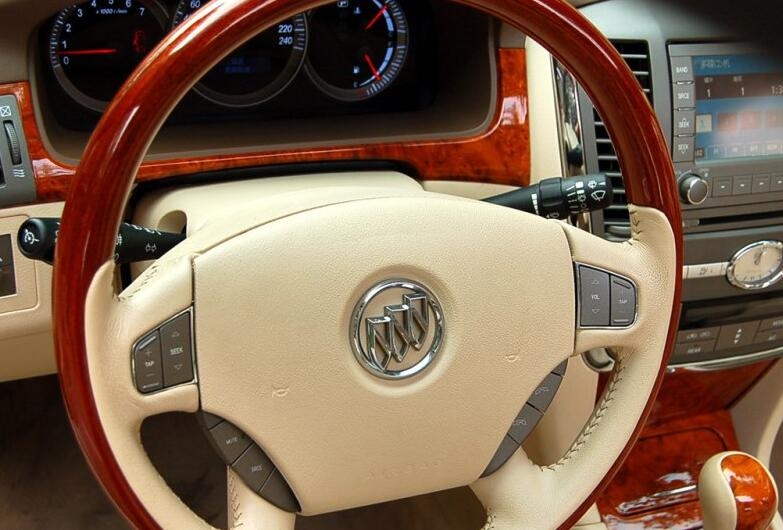 1万多2万块能买到别克的什么车,别克十几万预算买全新suv