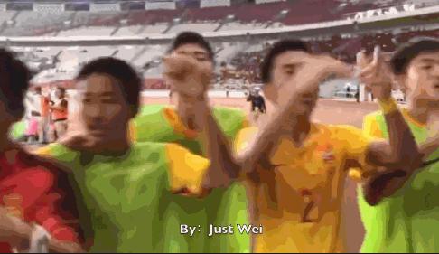 u15国少队在舞台上表演,u15国少足球采访