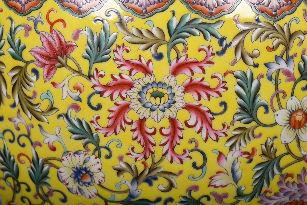 清代官窑珐琅彩将军罐,清代官窑珐琅彩鉴定方法