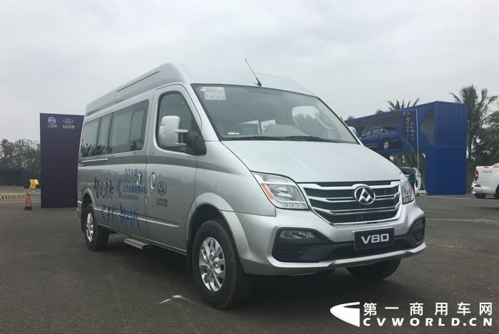 全顺、依维柯、东风、大通和星锐谁是今年最节油的轻客产品？