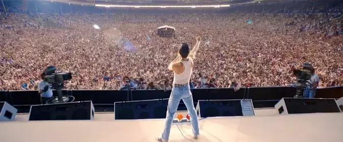 边看电影边唱卡拉OK，这部口碑炸裂的电影做到了