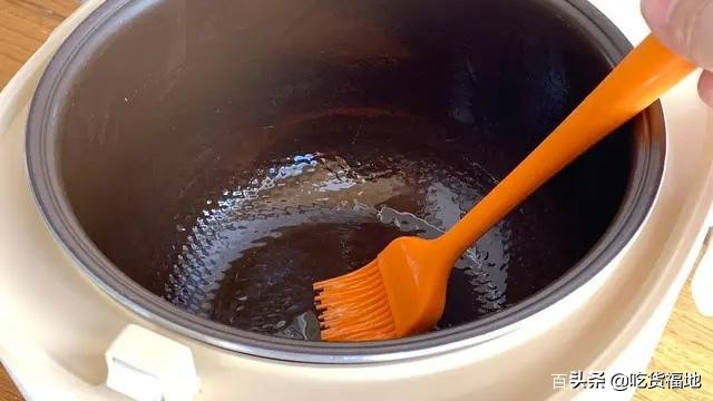 用蛋糕预拌粉做电饭锅蛋糕的教程,蛋糕粉做电饭锅蛋糕的做法大全