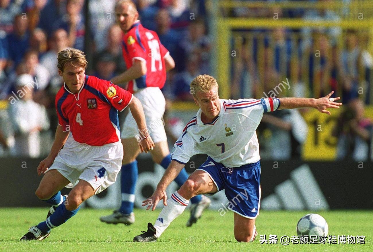 真不比齐达内差，捷克铁人也曾在欧洲优胜者杯决赛天外飞仙制胜