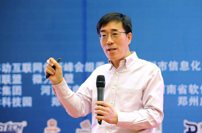 璺熻皝瀛︽暀鑲查潬璋卞悧,璺熻皝瀛︿繛鏁忔椽