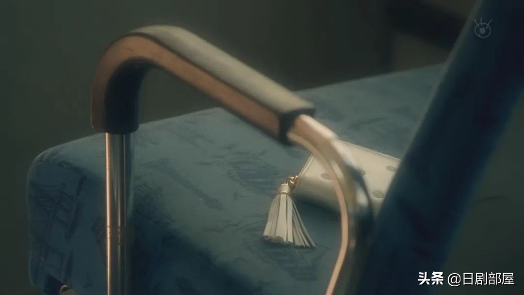 一觉醒来发现妻子换人了,反婚反育日剧推荐