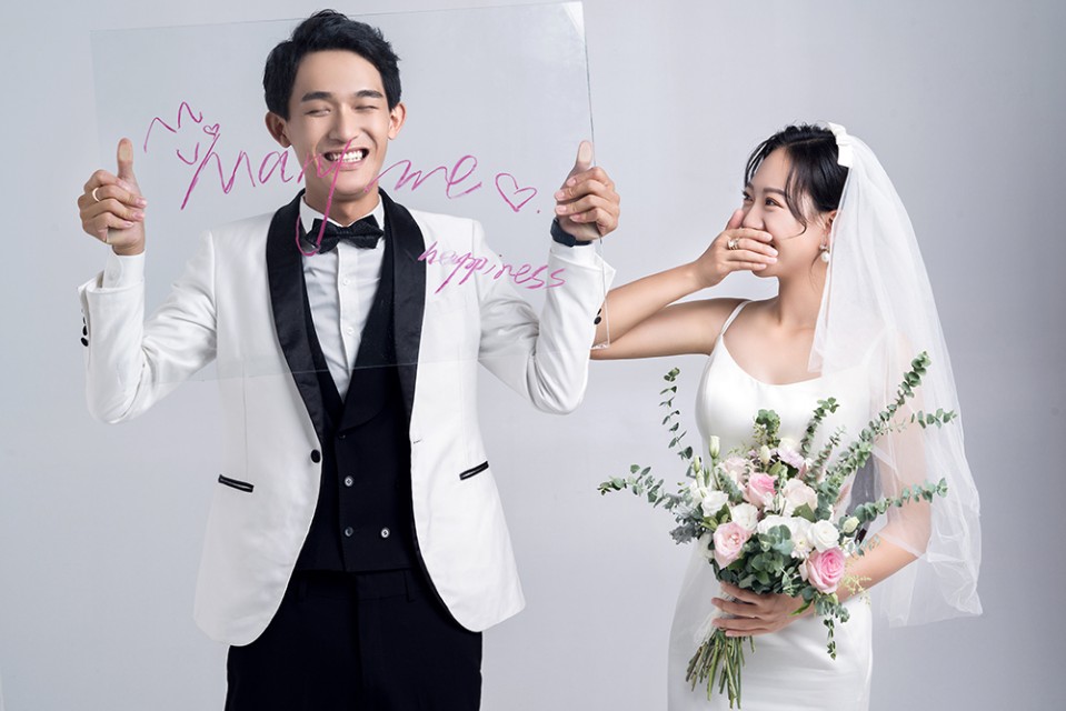 去铂爵旅拍挑婚纱照需要注意什么,铂爵旅拍大理婚纱照拍摄地点推荐