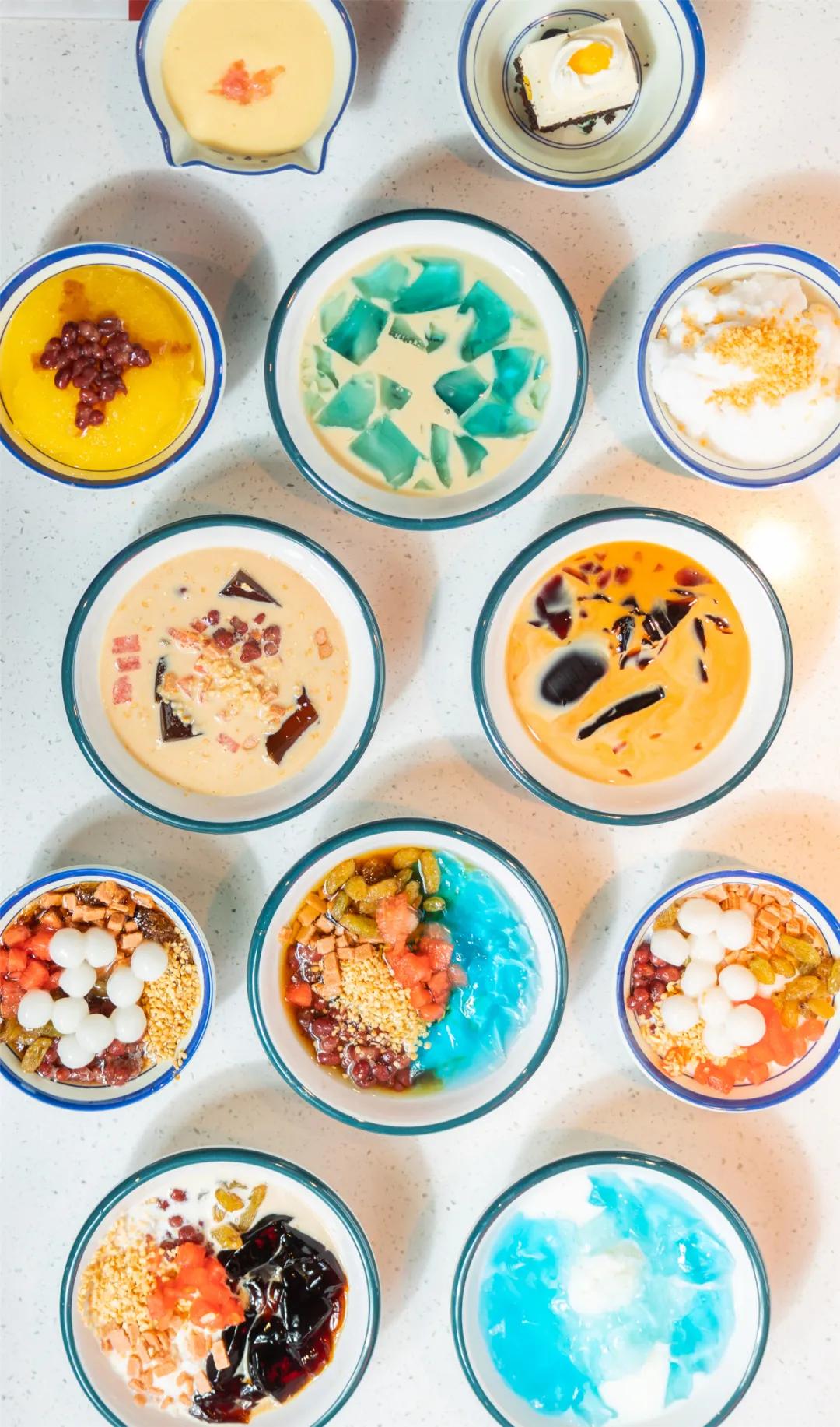 等位2000桌的“卤校长”杀进人广！女生来，免费吃