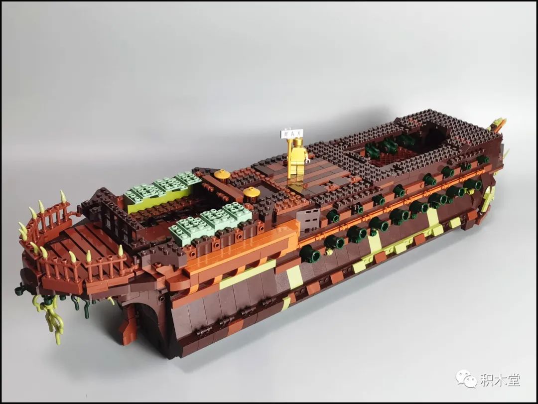 飞翔的荷兰人号船真实原型,飞翔的荷兰人号为什么能潜水