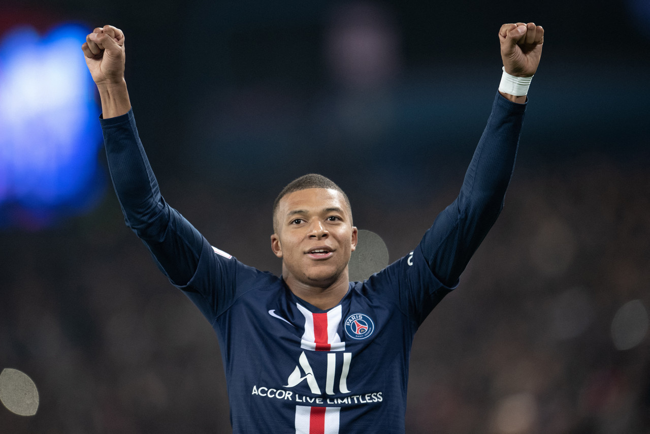 姆巴佩夺梅西大力神杯,姆巴佩立誓再夺大力神杯