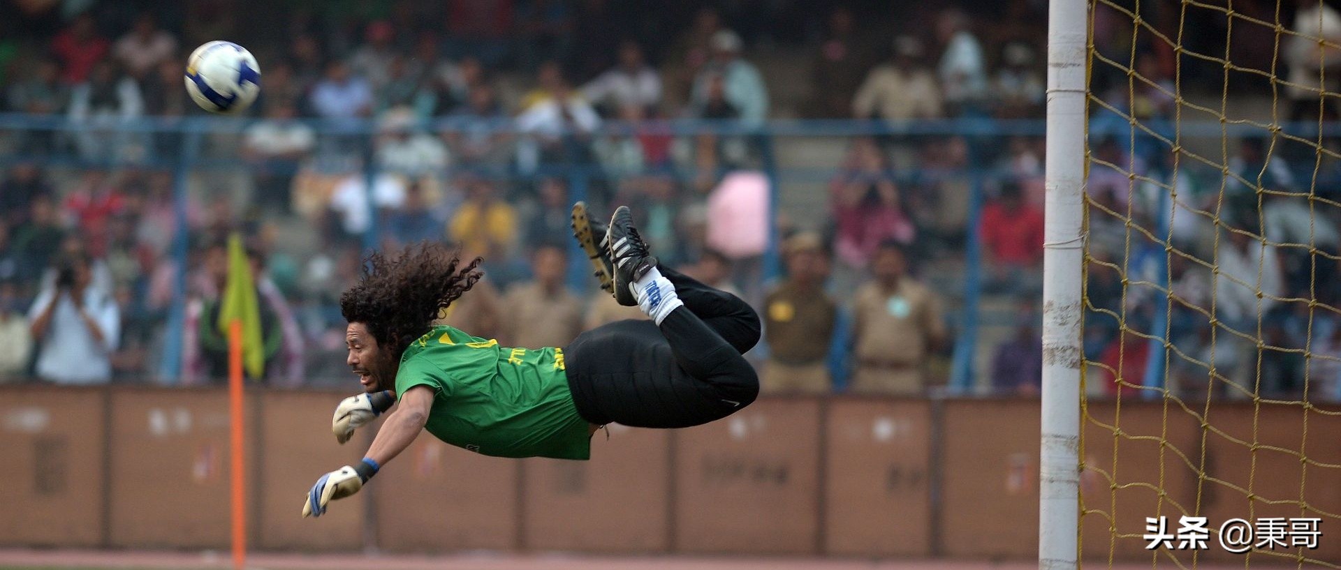 为什么蝎子摆尾后伊基塔不出场了,伊基塔的蝎子摆尾是不是够不着