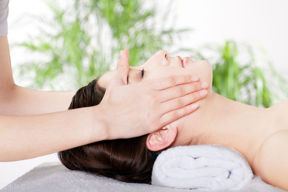 在小区开个美容养生馆怎么样,开个美容祛痘店怎么样