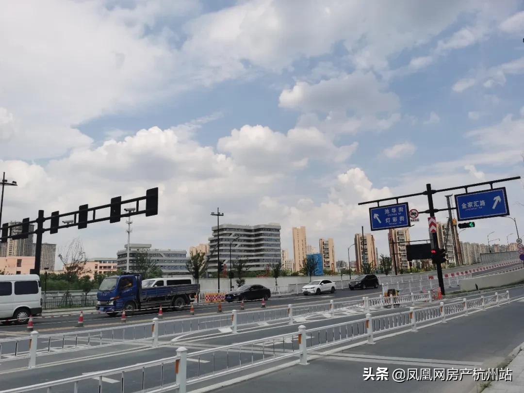 “万人摇”板块限价突涨8000元/㎡？买到就翻一倍的红利要消失了