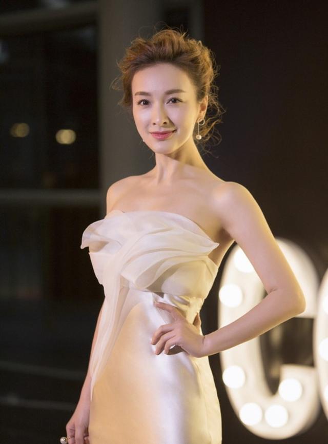 出生沈阳的主持人,主持人吴昕的简历