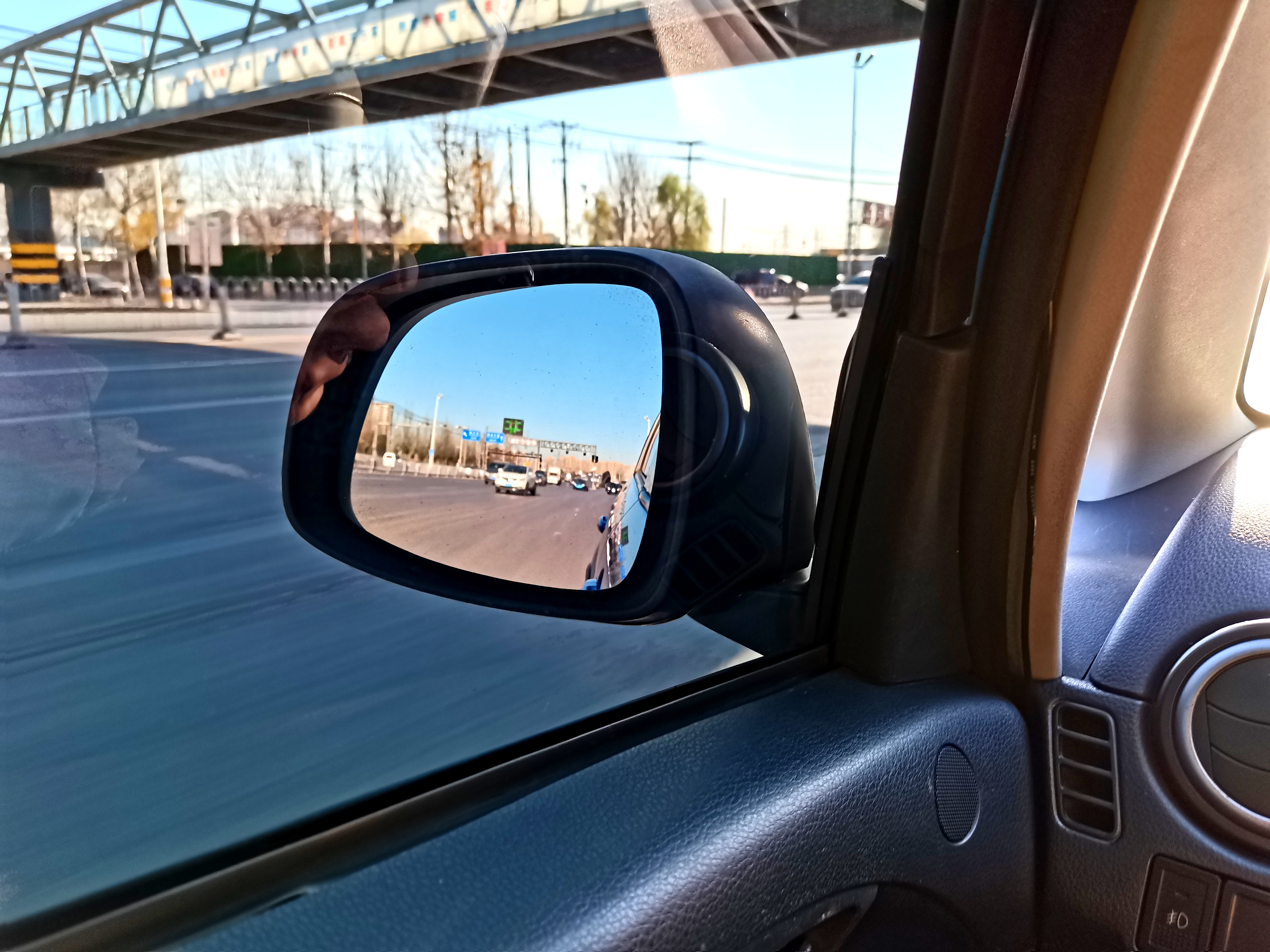 全新一代铃木sx4,跨界概念车