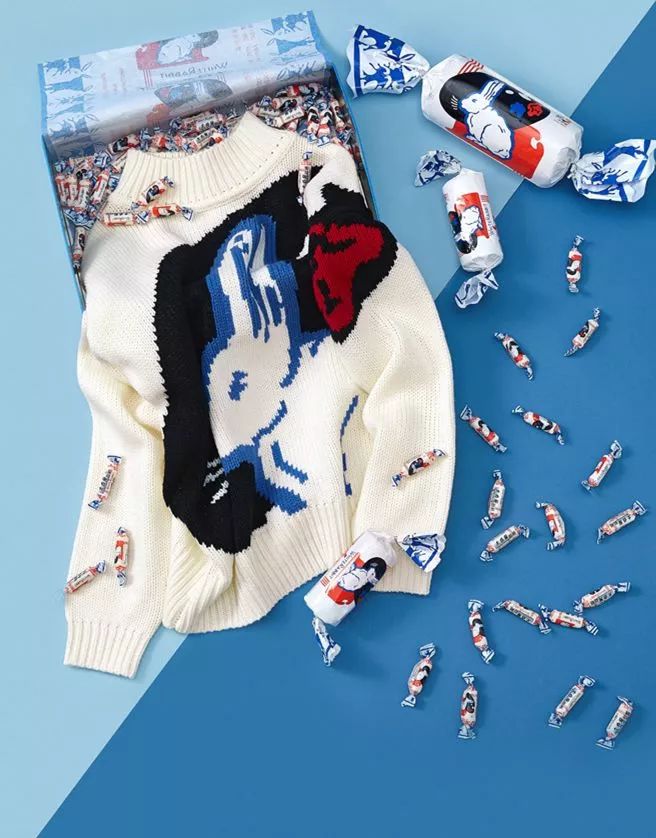 新的脑白金广告,洗脑广告鼻祖脑白金跨界出潮服