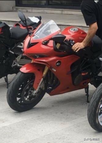 钱江qj600四缸跑车测评,钱江qj600gs什么时候上市