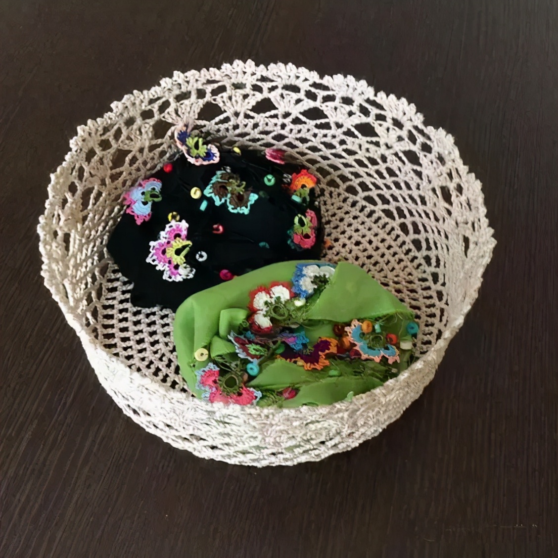 收纳盒子用布条线钩怎么钩视频,用三种毛线钩的收纳物