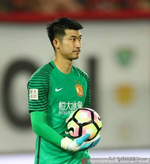 恒大疯了,三外援大显神威恒大客场大胜鲁能