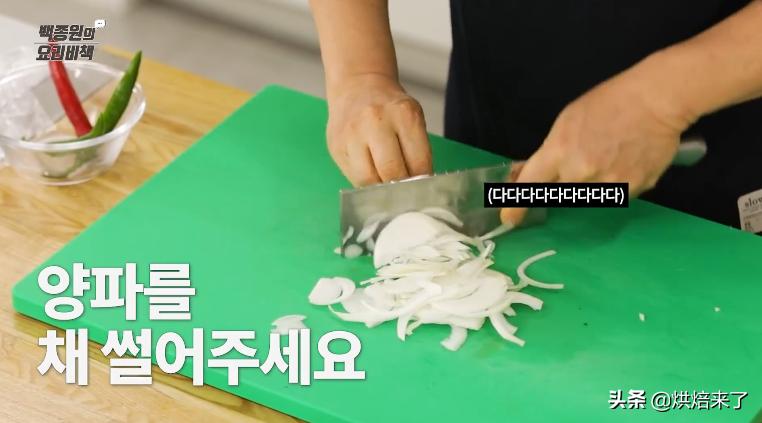 夏天总想喝点爽的？清凉海带汤，一口找回失去的胃口，简单零失败