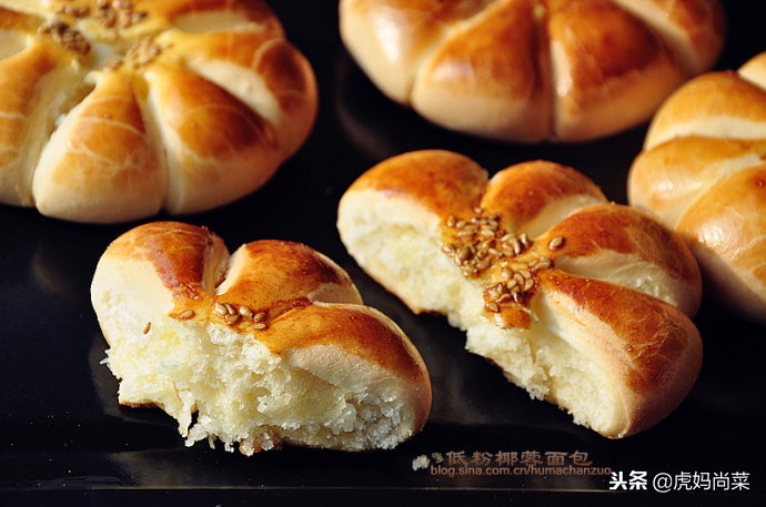 做蛋糕的低筋粉可以做面包吗,烤面包蛋糕用高筋粉还是低筋粉