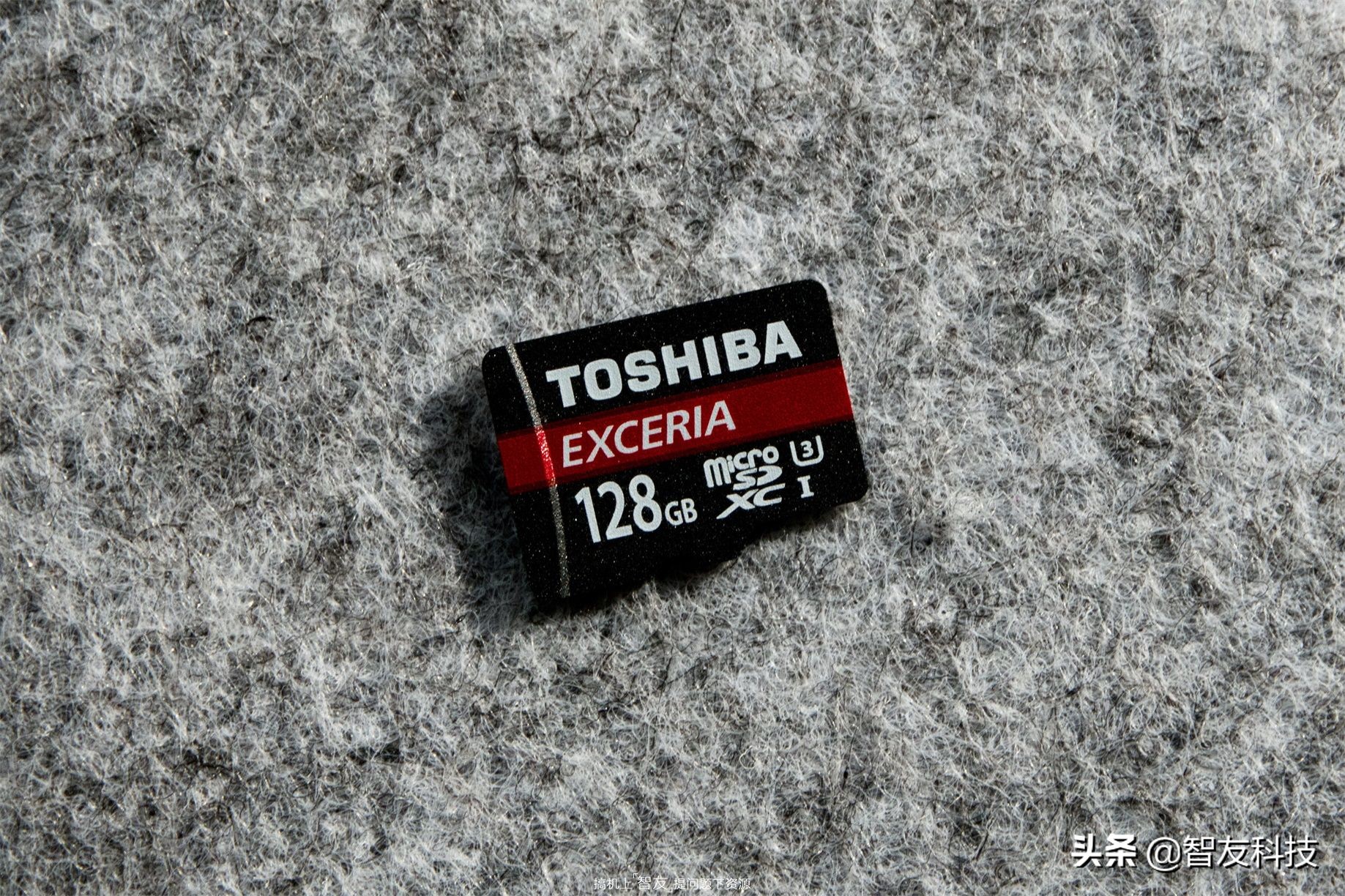 tf卡规格和型号的区别,买tf卡时还有一个大的卡是什么