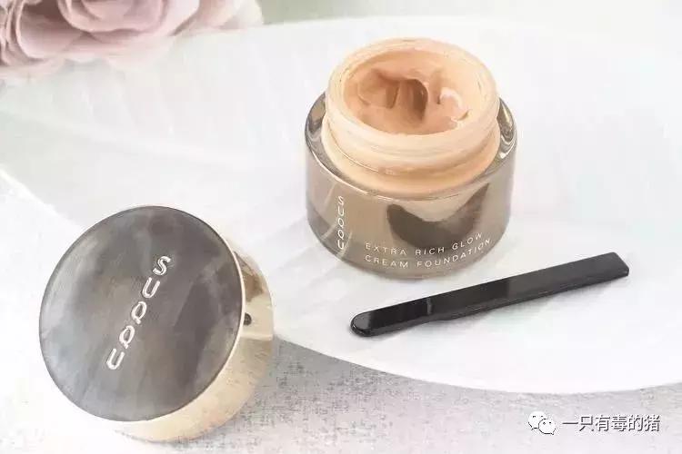 雅诗兰黛粉底液最好的一款,雅诗兰黛粉底液经典款