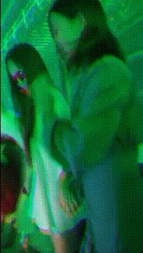 姑娘搞笑跳舞,妹子跳舞搞笑图片