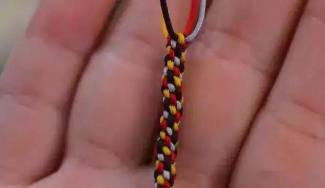 手工编绳怎么打结球,塑料手编绳如何打结